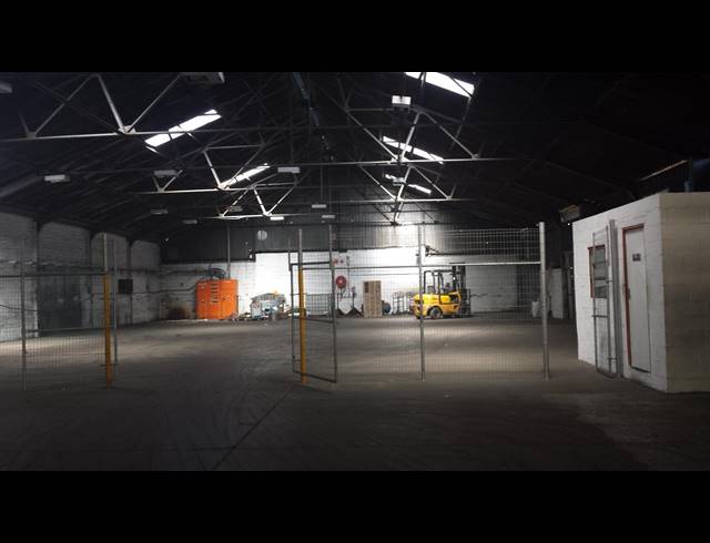 2,776M² FACTORY TO LET IN BRACKENFELL CENTRAL